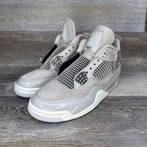 Jordan 4 Retro Frozen Moments Women's Sneakers Size 9.5 (Discoloration/Read)